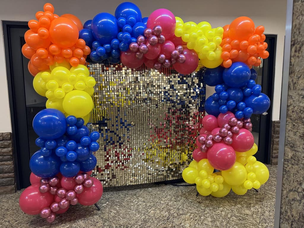 Décor & Balloons — Storybook Entertainment